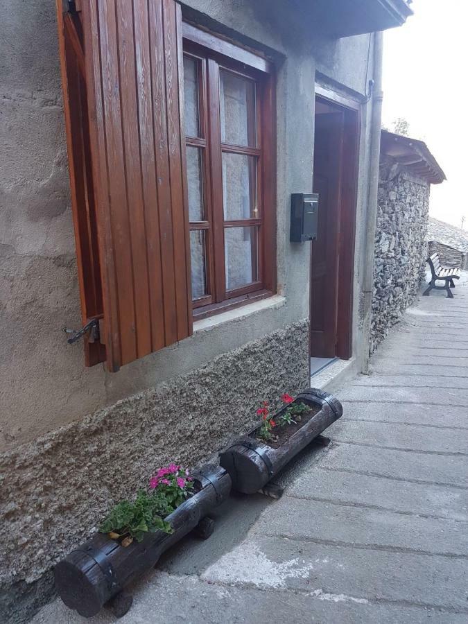 Вилла Casa Ponet Valencia D'Aneu Экстерьер фото