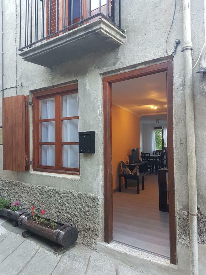 Вилла Casa Ponet Valencia D'Aneu Экстерьер фото